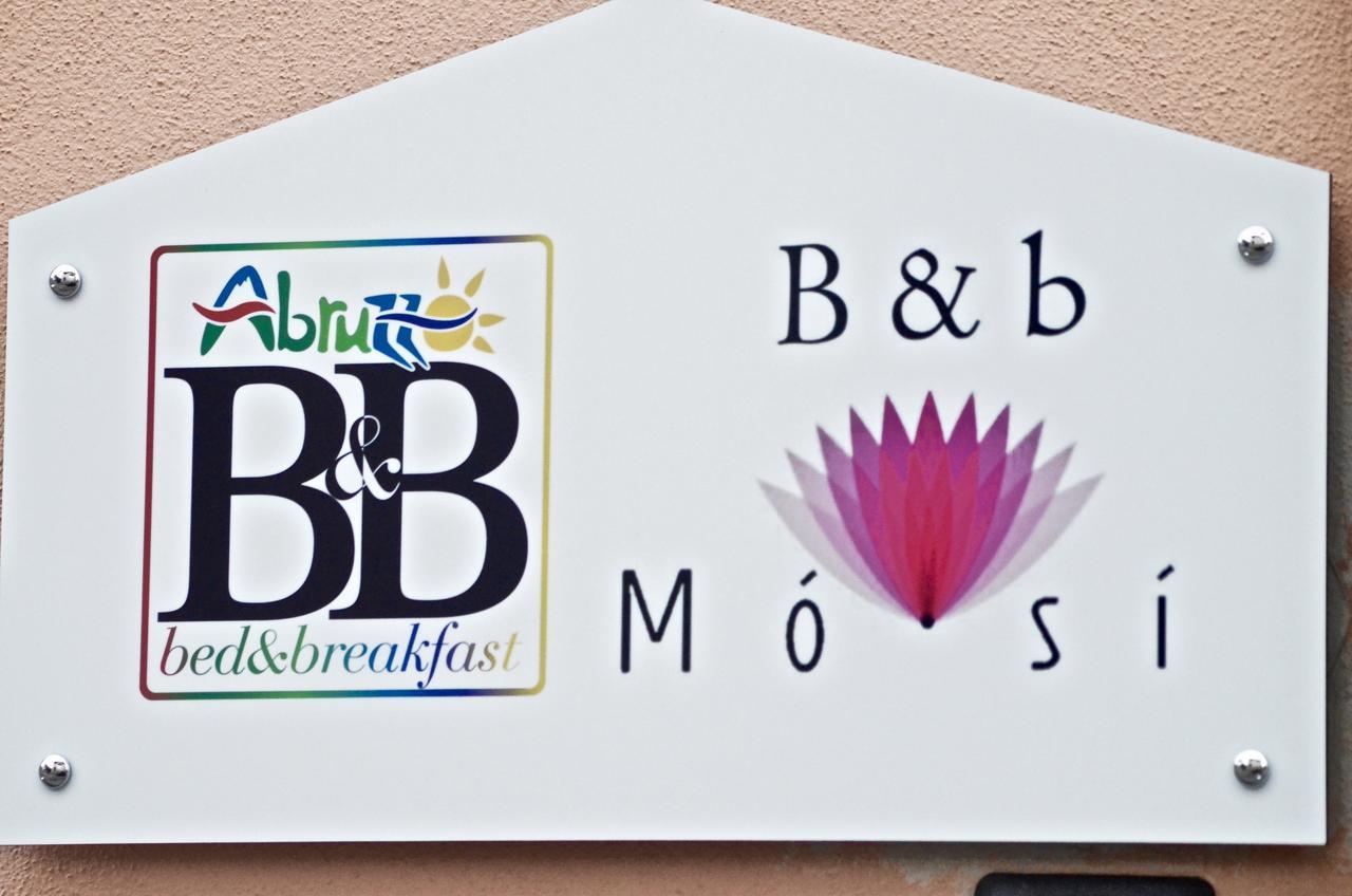 B&B mò•sì Massa d'Albe Exterior foto
